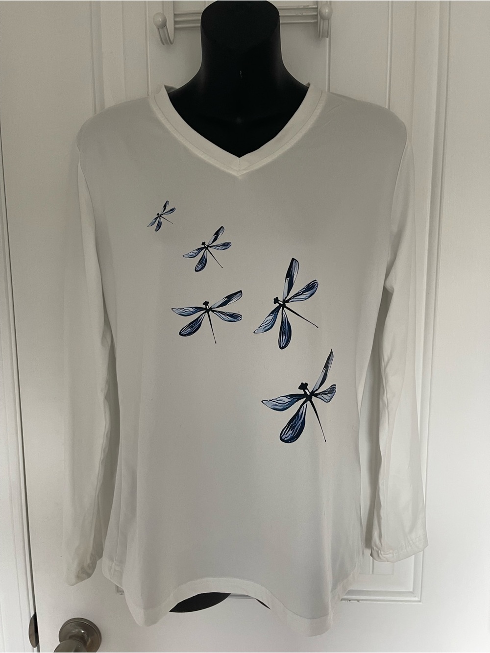SHEIN White V‑Neck Long Sleeve Top with Navy Dragonfly Print